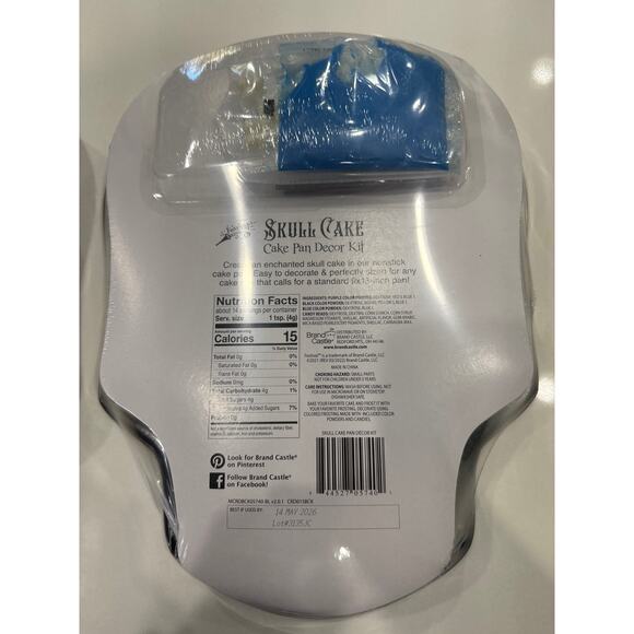 Skull Cake Pan Kit INCLUDES Pan, Candy Beads, And Powders, NEW - Picture 4 of 4